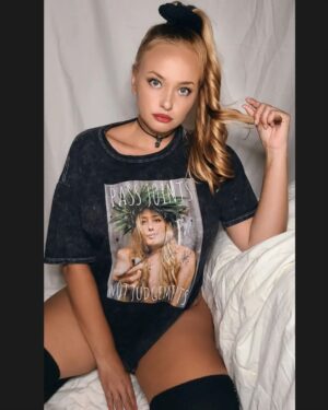 Ashley Hobbs Instagram - Would you wear me ?? 
.
Pass Joints NOT Judgements! 
Mineral Wash Unisex T-shirt 
NOW AVAILABLE!!
.
#new #productdrop #smokeweed #wearme #productphotography #cannabis #linkinbio