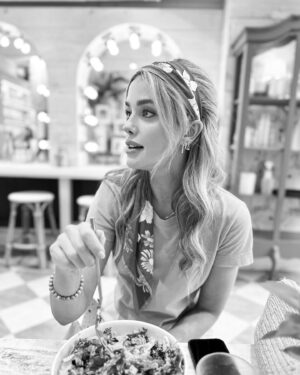 Ashley Newbrough Instagram - “I’ll have what she’s having.”