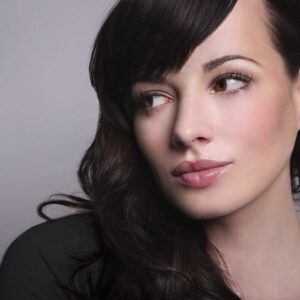 Ashley Rickards Instagram - Abc. Describe yourself (positive past, productive present and future) using every letter in the alphabet. #AtoZen
