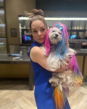 Ashley Williams Instagram - I just love my sister so much I can’t stand it. Hbd, kimbasue. Also bless this hilarious random dog in your arms. #happybirthday @kimberlywilliamspaisley #hbd #sisters