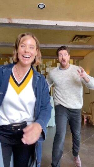 Ashley Williams Instagram - Oh I woke up to a whole new WORLD! I’m so grateful to the @sagaftra negotiating committee for all the hard work, and also, now I get to talk about this incredible fall movie I did! #notesofautumn premiered during the #sagstrike to celebrate the season of pumpkins and trees and cinnamon and this one was so special to me. @ten_minutes_younger was an absolute dream to work with, as were @marcus_rosner and @peteporte. The creative brain of @bart_fisher once again allowed for me to fully relax and find Ellie’s humor and emotion as she came into her own. I hope you loved this movie!! I’m sure it’ll be replaying this season and hopefully for many to come! Thank you @hallmarkchannel for being the best place to work EVER. I’ve missed being able to gloat about what we do!! Let’s get back to work! #sagaftramember #fall #fallvibes #music