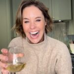 Ashley Williams Instagram - I’ve never invested in anything before! Except for my kids. And feelings! Anyway, I found this company, @thehiddenseawine because I liked their wine, and it turns out for every bottle purchased, they pledge to rid the ocean of 10 bottles of plastic. I just think this is so cool. If you’re looking for a fun way to invest in a company that has merchandise on the shelves, right now, you can join me in owning a part of this company. Check out the link in my bio for a unique ecf url. Cheers! I love you! #wine #investor #entrepreneur @reseaproject