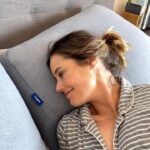 Ashley Williams Instagram - I’m in sleep heaven. We have all Casper mattresses, bedding, pillows in our newly renovated house and it’s… Dreamy. When I’m not jumping on them in slo motion I sleep on them like a boss, as do my kids. #casper #mattress #sleep #gifted #fortheloveofsleep @worleyslighting @imprint_house