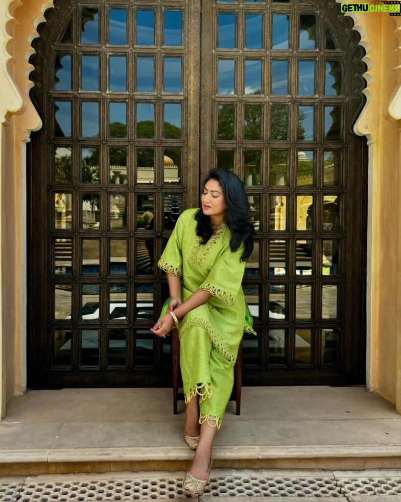 Ashmitha Instagram - If I was a parrot 🦜 Wearing this vibrant kurta set from @kuntunaath.in Easy breezy & happy #summer #summerfits #coordset #indianbrand #supportsmallbusiness #pretty #green #yellow #chanderi #shine #best #kuntunaath #love #fashion #happy #smile #funny #wow #hyderabad #ashtrixx #gifted