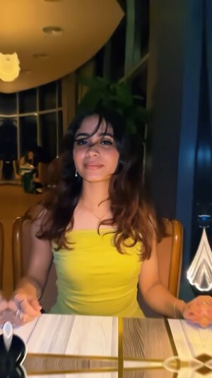 Ashvini Jegathesan Instagram - Still the same girl with the same name. Just a different mindset and a new game. 🫂💋 #foryoupage #loveyourself #behappyandsmile