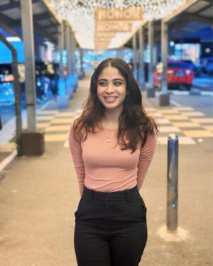 Ashvini Jegathesan Instagram - “Spread those smiles, humans! 😊✨ Happy vibes only 💖🌟” #foryoupage #positivity #loveyourself