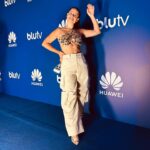 Aslı İnandık Instagram - Bakmayın donuyorum @blutv #reklam
