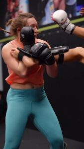 Aspen Ladd Instagram - The ladies were killing it tonight! I have so many raw clips like this. Hope to have the time soon to put a short video together. 🙂