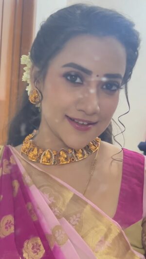 Asritha P Instagram - ❤️

#asrithasreedas #actress #slowmotion #traditional #reels #reelsinstagram #saree #vijaytelevision #trend #bollywood #tamizhumsaraswathiyumserial #saree #sareelove