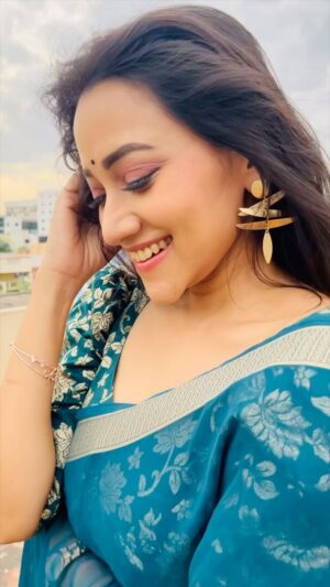 Asritha P Instagram - ❤️
#asrithasreedas #actress #slowmotion #traditional #reels #reelsinstagram #saree #vijaytelevision #tamizhumsaraswathiyumserial