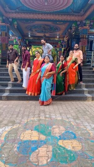 Asritha P Instagram - Special thanks to @anbarasi_actor for initiating this! 
VC @navinvetri.official @popsuresh007 #reelsinstagram #reels #instagram #instagood #insta #trending #trendingreels #viralvideos #viral #viralreels #thamizhumsaraswathiyum #vijaytv