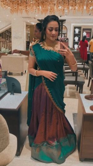 Asritha P Instagram - This is for my NINI fans 
Missing Vidhya and kasturi 

#asrithasreedas #vijaytelevision #naamiruvarnamakuiruvar #nini #fans #actress #traditional #insta #reels #reelsinstagram #viral