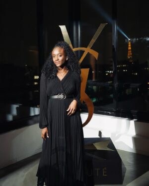 Assa Sylla Instagram - Hier soir au dîner @yslbeauty ⚡️🫶🏾