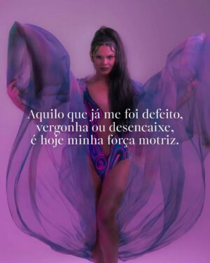 Assucena Assucena Instagram - É uma alegria imensa compartilhar um pouco do meu universo na @VogueBrasil! Escrever minha coluna é uma experiência de imenso crescimento e conexão com vocês. Quero saber o que acharam! Espero os comentários de vcs. ✍💫 #Vogue #Colunista #disforia