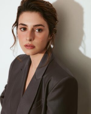 Asude Kalebek Instagram - @vogueturkiye ✨✨

Fotoğraf: @korayparlak
Moda Editörü: @tugcebahcivangil, @cerencetinoglu
Yazı: @oykubdur
Makyaj: @zeynepdombaycioglu
Saç: @yildirimbozuyuk
Fotoğraf Asistanı: @_okanaltin
Moda Editörü Asistanı: @melisyakupoglu
Makyaj Asistanı: @suleymannakgul
Saç Asistanı: @sedacivek
