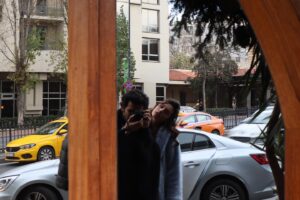 Asude Kalebek Instagram - canımlar 🤍
fotoğraf 1: @carolinify 
2,3: ? 4,6,7,8,9,10: @baranbolukbasii 5: @cemrebaysel 😜 bu iş çığrından çıktı..