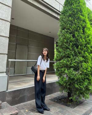 Asuka Kawazu Instagram - ⁡
夏もそろそろ終わる予感🍂🧥
⁡
11月11日愛知県真清田神社にて開催する
BISHU COLLECTION produced by TGCに出演致します☺︎
⁡初開催ということでとってもわくわくです。
ぜひ、遊びにきてください🦖