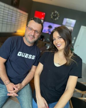 Asuman Krause Instagram - Big Boss’la el sıkıştık🥳Yeni sezonda da @tv360comtr  dayız💃🏻🙏🏽 🧿🧿🧿
@oguzaltugdemirel 
@aileleryarisiyor