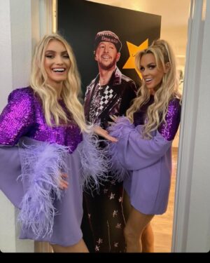 Athena Perample Instagram - This was a fun one doubling the hilarious and hot AF @jennymccarthy on @maskedsingerfox 💜😂
Hair by @laurarugetti 
Thank you dance fam and Pat Romano. 
#myfirststairfall in 6 inch heels 💁🏼‍♀️👠