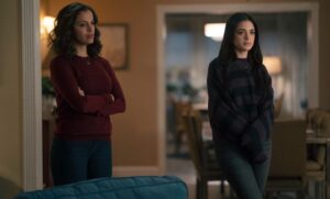 Athena Karkanis Instagram - Tonight...Sweaters and furrowed brows! Don’t miss it! #manifest #renewmanifest #nbcmanifest