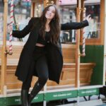Aubrey K. Miller Instagram - It’s Christmas time in the city 🎄🚋 #SanFrancisco #Christmas