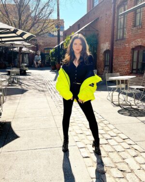 Aubrey K. Miller Instagram - Highlighter Chic