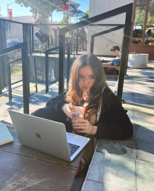 Aubrey K. Miller Instagram - The process of writing a TV pilot 👩🏻‍💻