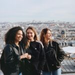 Aurélie Pons Instagram - Aurélie in Paris😅