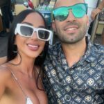 Aurah Ruiz Instagram - Carrete de una noche que no supero ❤️‍🩹👽 1- Nos vamos a ver a @bizarrap 🥹 2- Mi primer vídeo de 100 y cogí el mítico avión pasando por @ushuaiaibiza 😁. 3- El señor no supero mi outfit y yo tampoco el de el 😂 4- El amor de mi vida estaba guapísimo 😍🥰 5- Que viene que viene 😎mi emoción 🥹 6- te ame @bizarrap la rompiste 🥹❤️‍🩹 7- el vídeo con mi Hermano @tavitoorf love. 8- este vídeo me encantan 😍 9- me supo a poco y nos fuimos a @pachaofficial 10- lo buena pareja que hacemos 👽👽