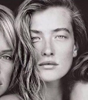 Aure Atika Instagram - Sa beauté était fascinante et mystérieuse 🖤🖤🖤 RIP #tatianapatitz @tatjanapatitz 

#supermodel #90s #herbritts #peterlindbergh