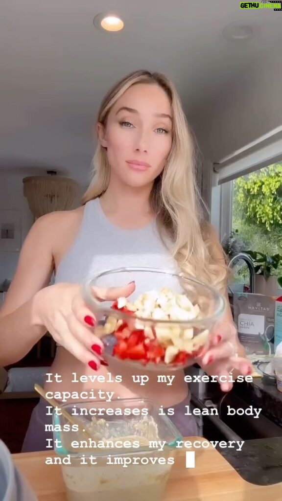 Aurora Culpo Instagram - Easy @thornehealth Overnight oats: Aids in the prevention of heart disease, aids weight loss, immune system, brain function & digestion. Soaking oats overnight or longer also helps the availability of nutrients to be absorbed through digestion! 1 cup Fruit (i do strawberries, blueberries & banana) 2 cups organic oats (don’t use steel cut) 1 scoop @thornehealth VeganPro complex protein powder 1 scoop @thornehealth Creatine 1 tablespoon almond butter 1 tablespoon chia seeds 2 cups milk of your choice (i lkke coconut water too!) 1 tablespoon hemp hearts 2 teaspoons cinnamon 1 tablespoon maple syrup 1 teaspoon salt