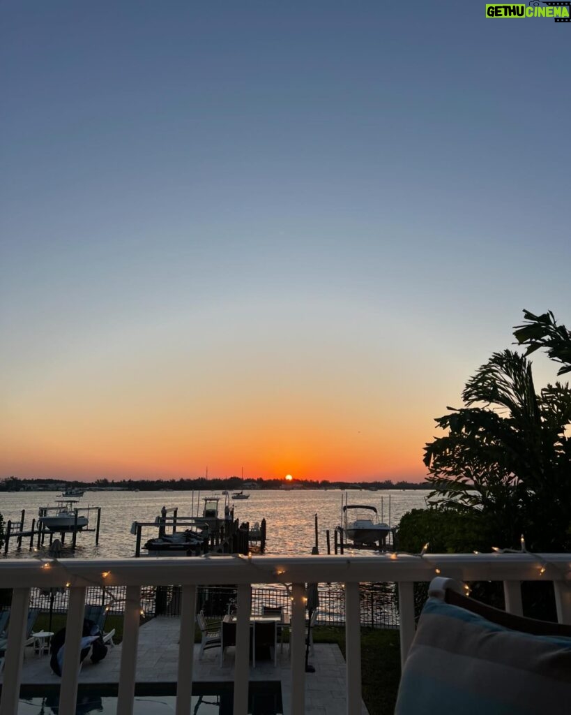 Autumn Reeser Instagram - Sunrise >> sunset Anna Maria island writing retreat w my ‘Particle’ co-writer Selda, polishing the book to our musical. Meeting new friends, the Lloyd’s. And a visit to my dear Natalie’s @thehigherrealmsarasota ✨