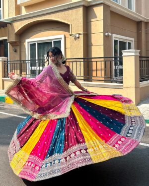 Avanthika Babu Instagram - Get me those dandiya sticks now ✨ 

Outfit: @label_lehar 

#avanthikababu #navratri2023 #navratri #navratrioutfit #banglore