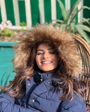 Avantika Dasani Instagram - I smile, cause I’m clueless and I realise everyone else is too