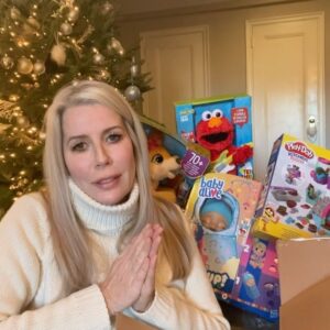 Aviva Drescher Instagram - By joining #NoHungerHolidays #ShareYourGood, you’re proving that in times of uncertainty, generosity can bring people together.

• We all have the power to share generosity, even during this moment of extreme crisis. No matter how small, we can all show little acts of kindness on #NoHungerHolidays #ShareYourGood and provide food and vital essentials to vulnerable families and communities.

• For every dollar you donate, $7 worth of food and essentials will be given, taking your donation seven times farther. These times are uncertain, but together we stand strong. 

Visit www.feedthechildren.org today to donate or #LinKInBio.