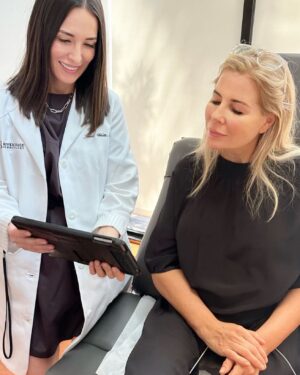 Aviva Drescher Instagram - I forgot how to post on Instagram it’s been so long !!!!!! Moved to Miami and totally focused on new schools etc. Anyway , had to share my amazing new dermatologist Dr. Jeriel Weitz @drjerielweitz from @dianewalderderm !!! Dr. Weitz is the BOMB !!!!!!!!! She just moved from NYC and is an artist with a needle !!!!!!!!! Together we are looking at my before and after photos here. Anything for skin - RUN to this office ! They are amazing ! Oh and Dr. Weitz is her own best advertisement - stunning skin and everything !!!!!! Xoxoxoxo
