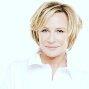 Aviva Drescher Instagram - This stunning female dermatologist @dianewalderderm is a genius if you are in FL and need cosmetic work , or have any skin issues at all.  Dr. Walder is kind , brilliant , artistic , pleasing and gentle. A beautiful woman inside and out , and an impeccable dermatologist.