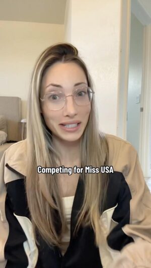 Avori Henderson Instagram - It’s not ME competing, it’s US! ⬇️⬇️⬇️

I want to take you through every step of this Journey…

Learn a little more about all of you and your struggles

If I win I’ll be the first EVER full time gamer to take the crown and I want to make all the gamers out there proud. 

So…

It’s is a group effort!!

Tell me what you want to see. Let me voice it for you!

And I’m so excited to share the hard work I’ll be doing to be the best one on that stage!

❤️❤️❤️

#pageant #missusa #gamergirl #model #runway #miss #missuniverse