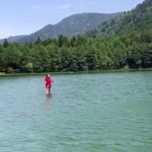 Ayşe Hatun Önal Instagram - Su üzerinde yürüme denemeleri volume:1