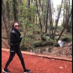 Ayşe Hatun Önal Instagram - Temiz bir nefes alıyoruz diyecegiz yeni şarkımda 🔊🔜📢