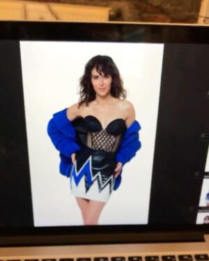 Ayşe Hatun Önal Instagram - Elele çekiminden.....