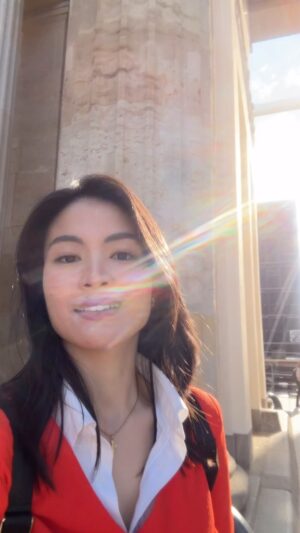 Aya Fernandez Instagram - Golden hour at Brandenburger Tor! 🏰🌞 Despite the sudden temperature changes in Berlin, never had to worry about my skin for this trip. Thank you, @skinstationph! 😌