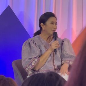 Aya Fernandez Instagram - “Find your purpose in filling up the spaces that you have been given.” 🫀

6 days late pero hindi pwedeng hindi ko ito i-share. Belated happy birthday to the woman leader I look up to the most, and aspire to emulate in both leadership and service. You give so much hope and inspiration to us. Mabuhay po kayo, @atty.lenirobredo, we love you po. Thank you for all the work that you do. 🥹🎂🙏🏾🫀