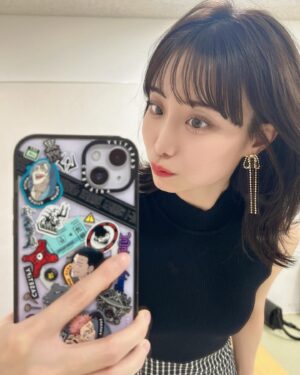 Aya Shibata Instagram - 🖤🐦‍⬛🩶
ㅤㅤㅤㅤㅤㅤㅤㅤㅤㅤㅤㅤㅤ
ㅤㅤㅤㅤㅤㅤㅤㅤㅤㅤㅤㅤㅤ
珍しいブラックコーデ🥰
明るい色味が好きなのであんまり着ないけど
黒い服は黒ずくめの組織になれるので(？)好きです🥷w

ㅤㅤㅤㅤㅤㅤㅤㅤㅤㅤㅤㅤㅤ
ノースリーブ大好きマンなので夏服も好き〜🫶
ㅤㅤㅤㅤㅤㅤㅤㅤㅤㅤㅤㅤㅤ夏は嫌い〜（笑）でもビールも美味しい🍻
ㅤㅤㅤㅤㅤㅤㅤㅤㅤㅤ
ㅤㅤㅤㅤㅤㅤㅤㅤㅤㅤㅤㅤㅤ
ㅤㅤㅤㅤㅤㅤㅤㅤㅤㅤㅤㅤㅤ
でもやっぱり暑いし日差しが強いのは苦手。。
ノースリーブは腕が焼けるので外出る時はUNIQLOの
UVカットのパーカーは必須ですけどね☁️
ㅤㅤㅤㅤㅤㅤㅤㅤㅤㅤㅤㅤㅤ
ㅤㅤㅤㅤㅤㅤㅤㅤㅤㅤㅤㅤㅤ
来週のアベプラは水曜出演です😌
ㅤㅤㅤㅤㅤㅤㅤㅤㅤㅤㅤ
ㅤㅤㅤㅤㅤㅤㅤㅤㅤㅤㅤ
ㅤㅤㅤㅤㅤㅤㅤㅤㅤㅤㅤㅤ
衣装提供
ワンピース @and.couture
ピアス、リング @osewaya_official
ㅤㅤㅤㅤㅤㅤㅤㅤㅤㅤㅤㅤㅤ
ㅤㅤㅤㅤㅤㅤㅤㅤㅤㅤㅤㅤㅤ
ㅤㅤㅤㅤㅤㅤㅤㅤㅤㅤㅤㅤㅤ
ちょっと暑くなってきて少し体重が減ってまして、
黒い服だし痩せて見えてしまうかもしれないんですが
ダイエットをしているわけではないので心配せず、、、！

夏バテしている暇はないので頑張ってご飯食べてます❤️‍🔥
お互いに健康第一でね🙂‍↕️🫶
ㅤㅤㅤㅤㅤㅤㅤㅤㅤㅤㅤㅤㅤ
ㅤㅤㅤㅤㅤㅤㅤㅤㅤㅤㅤㅤㅤ
ㅤㅤㅤㅤㅤㅤㅤㅤㅤㅤㅤㅤㅤ
#pr #andcouture #アンドクチュール #osewaya #お世話や #ノースリーブ #ノースリーブワンピース #ブラックコーデ #ギンガムチェック #綺麗めコーデ #ボブヘアー #ボブアレンジ