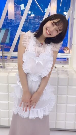 Aya Shibata Instagram - アベプラのお天気コーナー🌈☁️✨
ㅤㅤㅤㅤㅤㅤㅤㅤㅤㅤㅤㅤㅤ
ㅤㅤㅤㅤㅤㅤㅤㅤㅤㅤㅤㅤㅤ
食中毒の話題が出たので出演者みんなで
エプロンを着用したのですが、
私のエプロンがふたりはプリキュアの
キュアホワイトっぽくてテンションあがる🎀🤍
(違う？)笑
ㅤㅤㅤㅤㅤㅤㅤㅤㅤㅤㅤㅤㅤ
ㅤㅤㅤㅤㅤㅤㅤㅤㅤㅤㅤㅤㅤ
なぜか最後にお辞儀している。笑
ㅤㅤㅤㅤㅤㅤㅤㅤㅤㅤㅤㅤㅤ
ㅤㅤㅤㅤㅤㅤㅤㅤㅤㅤㅤㅤㅤ
#ふたりはプリキュア #キュアホワイト #雪城ほのか #プリキュア #エプロン #柴田阿弥