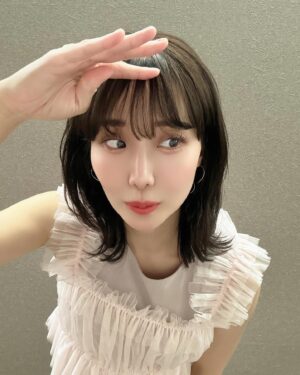 Aya Shibata Instagram - 🩷🩷🩷
ㅤㅤㅤㅤㅤㅤㅤㅤㅤㅤㅤㅤㅤ
ㅤㅤㅤㅤㅤㅤㅤㅤㅤㅤㅤㅤㅤ
今週もお疲れ様でした🫶
急に30℃を超える日が多発していましたが、
みなさんの地域では大丈夫でしょうか？？

ㅤㅤㅤㅤㅤㅤㅤㅤㅤㅤㅤㅤㅤ
熱中症にはお互い気をつけましょうね❤️‍🔥
私も水分補給して頑張ってます！
ㅤㅤㅤㅤㅤㅤㅤㅤㅤㅤㅤㅤㅤ
とうとう冷房デビューもしてしまった、、、！笑

ㅤㅤㅤㅤㅤㅤㅤㅤㅤㅤㅤㅤㅤ
ㅤㅤㅤㅤㅤㅤㅤㅤㅤㅤㅤㅤㅤ
衣装提供
ワンピース @swingle_official
アクセサリー @osewaya_official
ㅤㅤㅤㅤㅤㅤㅤㅤㅤㅤㅤㅤㅤ
ㅤㅤㅤㅤㅤㅤㅤㅤㅤㅤㅤㅤㅤ
#pr #swingle #スウィングル #osewaya #キャミソール #フリルキャミ #ピンクコーデ #ワンピース #きれいめコーデ #ボブヘアー #レイヤーカット #ボブアレンジ #ビスチェ #ビスチェコーデ #アンサンブル