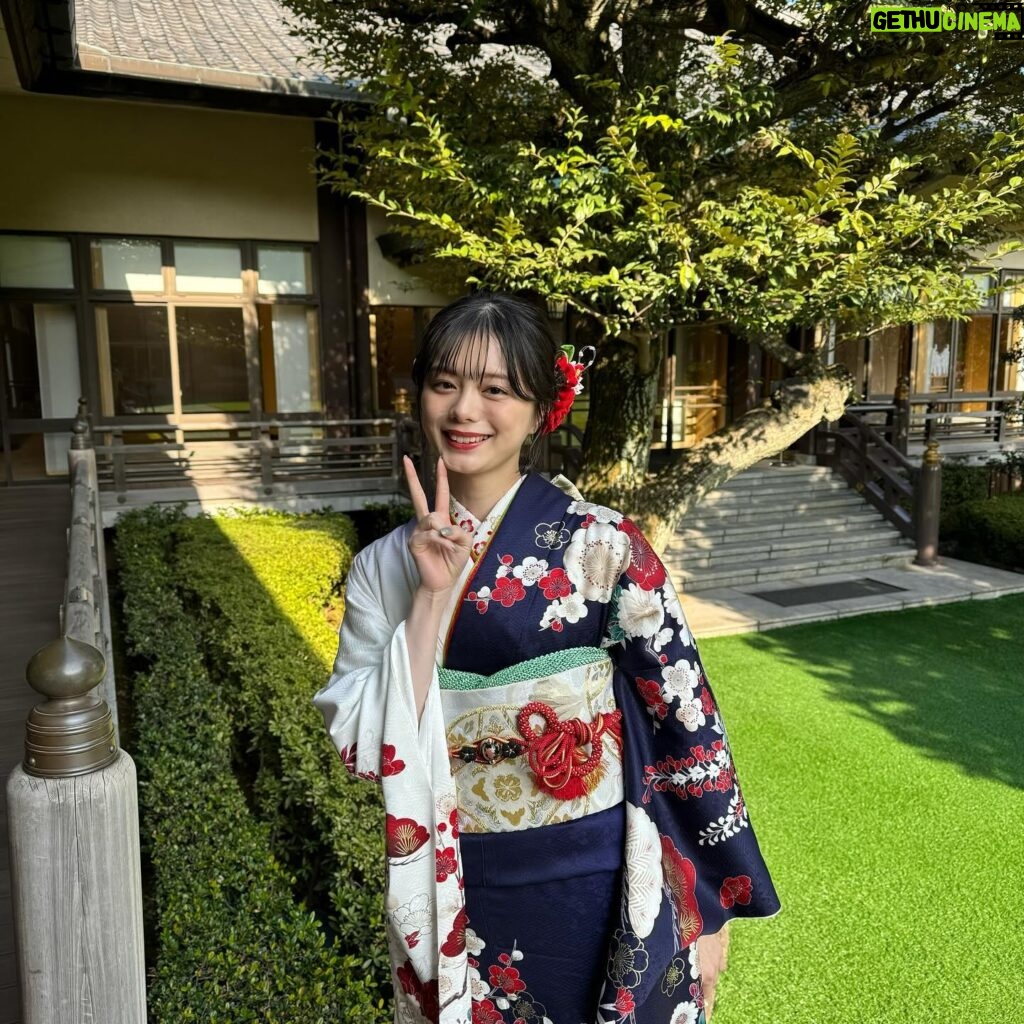 Ayaka Konno Instagram - 明けましておめでとうございます🌅 本年も、皆さんに好き！と言ってもらえるようなお仕事たくさんできるように頑張りたいなと思っているので、応援してくださると嬉しいです🙆‍♀️ 2024年もよろしくお願いします！ そして、皆さんが少しでも安全な場所にいられることを願っています、