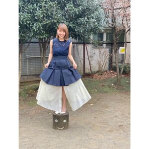 Ayako Yoshitani Instagram - 先日は
江戸モアゼルご視聴してくださった皆さんありがとうございました！
今回は、
まぁ、可哀想な泉美ちゃん！笑
よく頑張った！

もう大詰めです！
最後まで見守ってください☺️☺️

この前の写真の続きを少し！