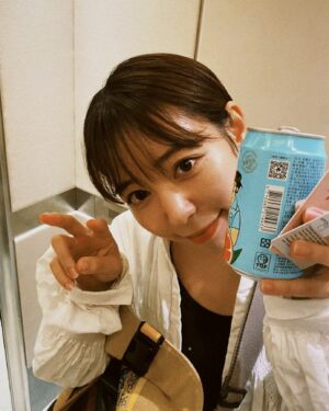 Ayako Yoshitani Instagram - スーパーに波爾茶があって、ウキウキで買って帰った夜🍹

これにて私の台湾記録は終了🤍
(ストーリーにも書いたけど、
ちなみに、これは今じゃないですからね🧚‍♀️笑)

台湾大好き！

多謝你🧡我愛台灣💛

#我愛台灣
