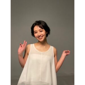 Ayako Yoshitani Instagram - 2月に入りましたね〜！

2月9日からparaviにて
「悪魔はそこに居る」
配信されます！
お楽しみに😈

#悪魔はそこに居る